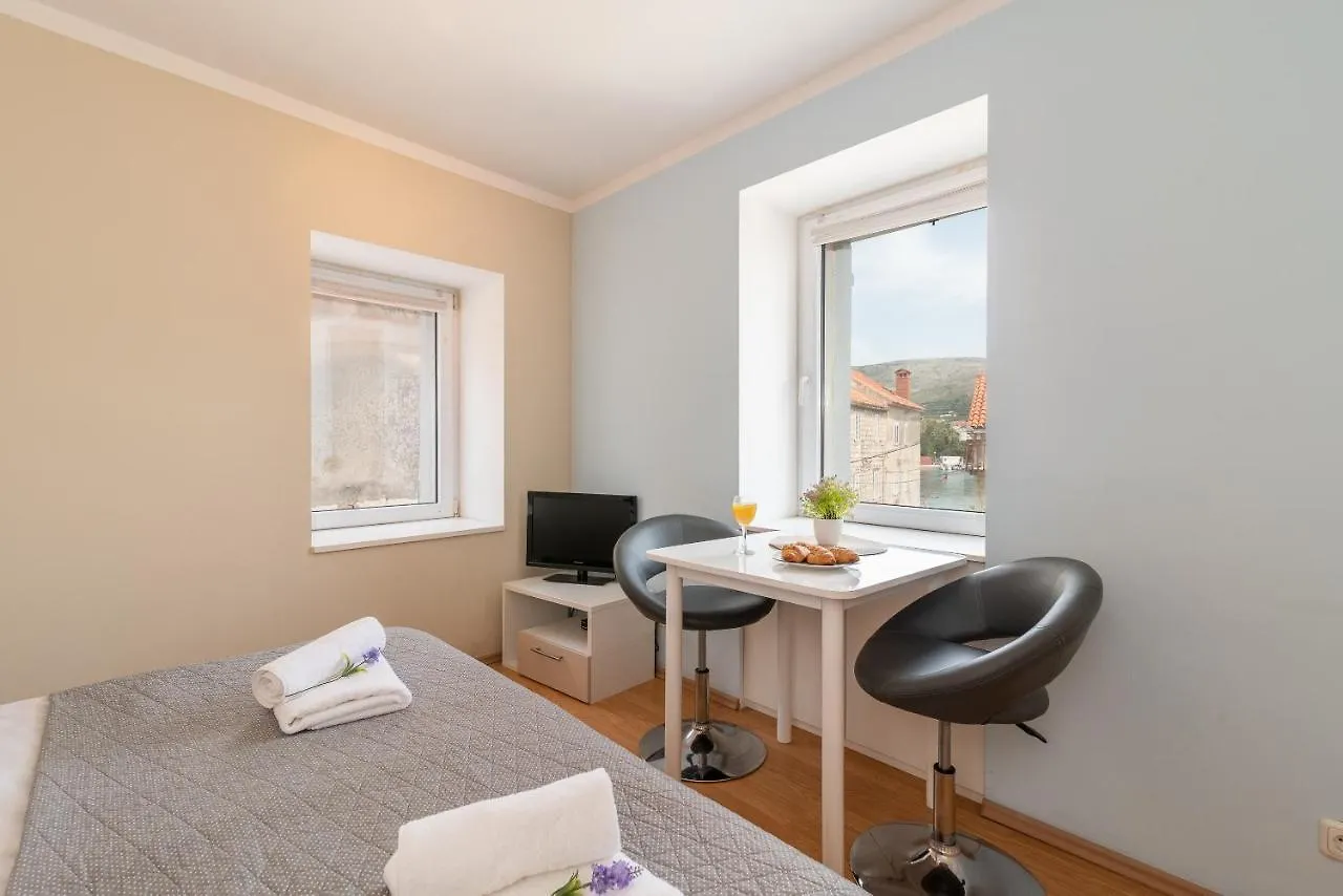 Apartments Leonarda Trogir Croacia