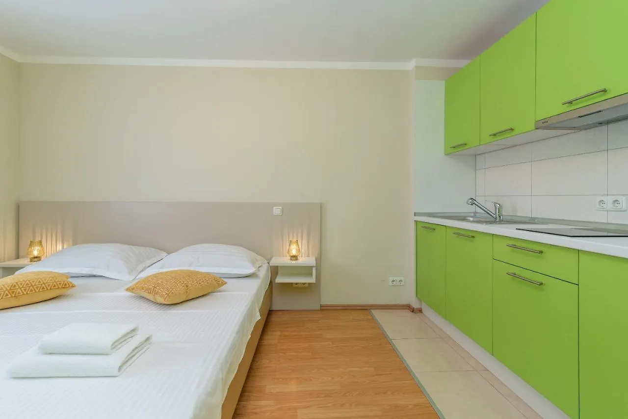 Apartments Leonarda Trogir