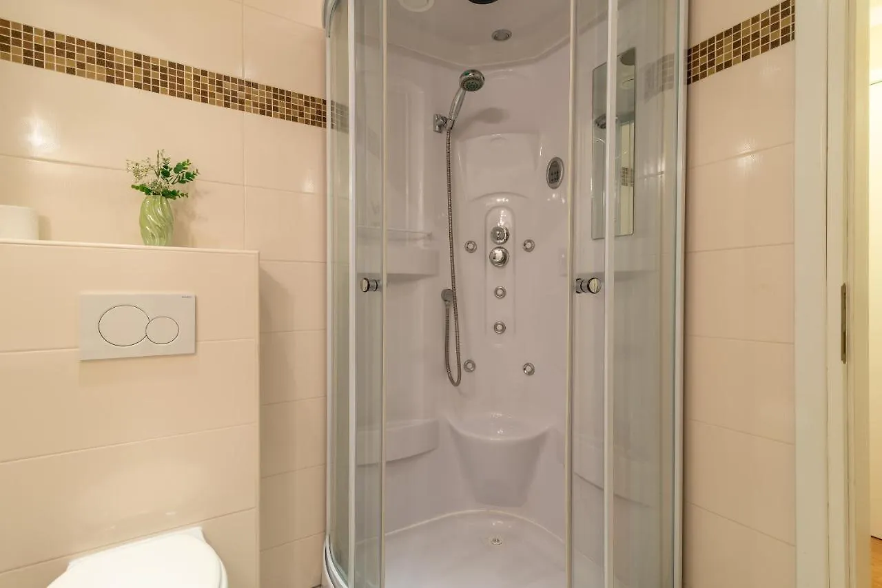 Apartments Leonarda Trogir