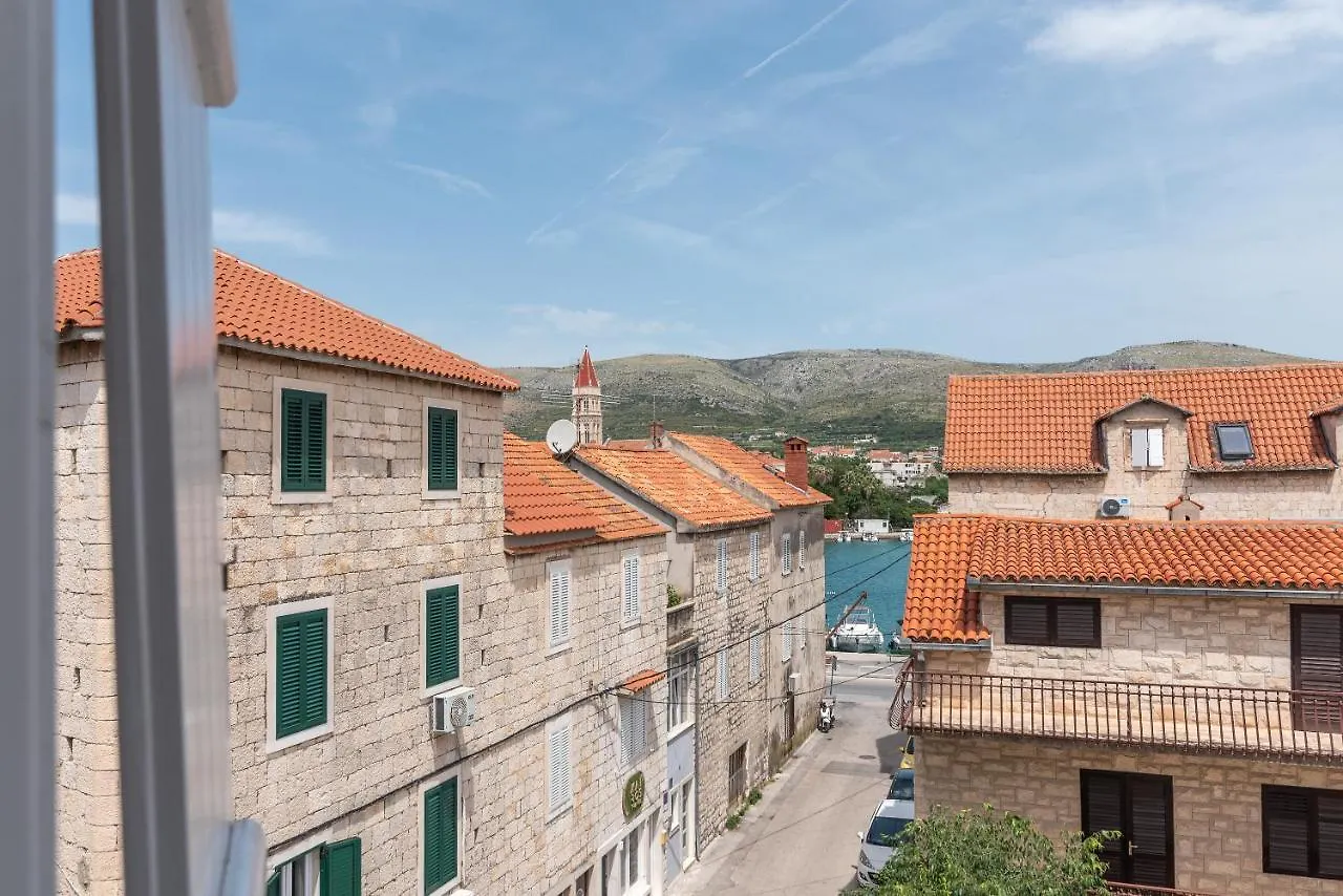 Apartments Leonarda Trogir Croacia